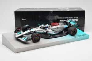 Mercedes AMG Petronas W13 E Performance #63 G. Russell Brazilian GP 1st Win 2022 Minichamps 1:18 113222163 Vaik - pilt 4/4