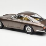 Ferrari 250 GT Lusso Pruun Metallik KK-Scale 1:18 - image 5 of 6