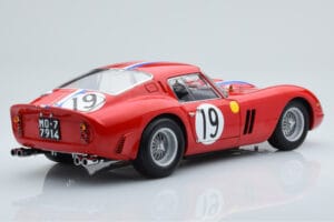 Ferrari 250 GTO #19 24 Hours of Le Mans 1962 Kyosho 1:18 08438A Metall - pilt 3/10