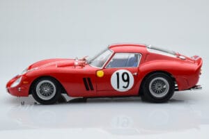 Ferrari 250 GTO #19 24 Hours of Le Mans 1962 Kyosho 1:18 08438A Metall - pilt 4/10