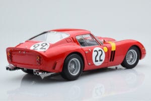 Ferrari 250 GTO #22 24 Hours of Le Mans 1962 Kyosho 1:18 08438B Metall - pilt 3/10