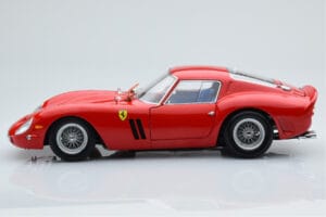 Ferrari 250 GTO Punane Kyosho 1:18 08438R Metall - pilt 4/10