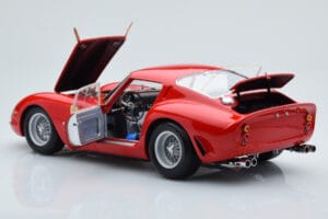 Ferrari 250 GTO Punane Kyosho 1:18 08438R Metall - pilt 5/10