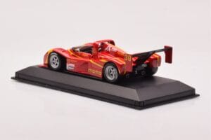 Ferrari 333 SP #30 MOMO M. Papis / D. Theys / B. Wollek Daytona 24 Hours 2nd Place 1996 Minichamps 1:43 430967430 Metall - pilt 3/4