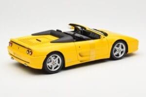 Ferrari F355 Spider Kollane UT Models 1:18 180074031 Metall - pilt 2/6