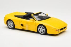 Ferrari F355 Spider Kollane UT Models 1:18 180074031 Metall - pilt 4/6