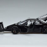 Ferrari F40 Lightweight Must Kyosho 1:18 - image 4 of 12