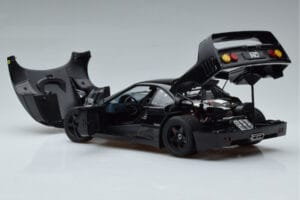 Ferrari F40 Lightweight Must Kyosho 1:18 08412BK Metall - pilt 6/12