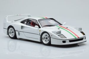 Ferrari F40 Pärlvalge Italy Kyosho 1:18 08416PWT-G Metall - pilt 6/8