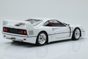 Ferrari F40 Pärlvalge Kyosho 1:18 08416PW-G Metall - pilt 3/8