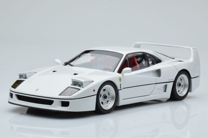 Ferrari F40 Pärlvalge Kyosho 1:18 08416PW-G Metall