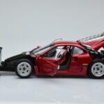 Ferrari F40 Punane Metallik Asia Exclusive Kyosho 1:18 - image 4 of 14