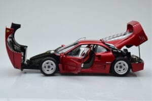 Ferrari F40 Punane Metallik Asia Exclusive Kyosho 1:18 08416RM-G Metall - pilt 4/14