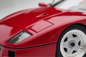 Ferrari F40 Punane Metallik Asia Exclusive Kyosho 1:18 08416RM-G Metall - pilt 9/14