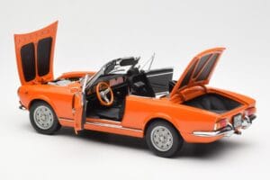 Fiat 124 BS Oranž Sun Star 1:18 4906 Metall - pilt 5/8