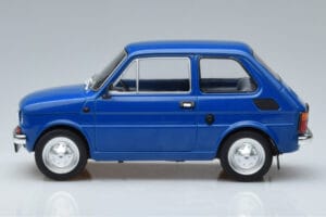 Fiat 126P Sinine MCG 1:18 MCG18324 Metall - pilt 3/6