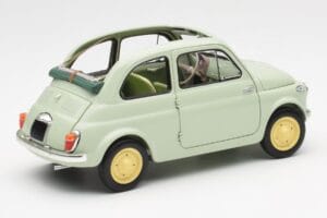 Fiat Nuova 500 Clear Roheline Kyosho 1:18 08966LG Metall - pilt 3/8