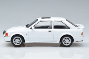 Ford Escort Mk4 RS Turbo S Valge MCG 1:18 MCG18271 Metall - pilt 3/6
