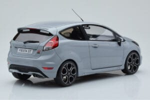 Ford Fiesta ST2000 Hall Otto 1:18 OT985 Vaik - pilt 2/6