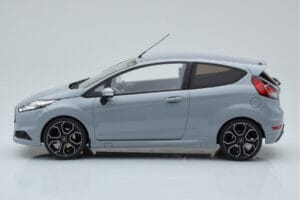 Ford Fiesta ST2000 Hall Otto 1:18 OT985 Vaik - pilt 3/6