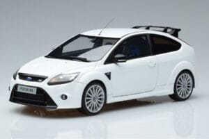 Ford Focus RS Mk2 Valge Otto 1:18 OT977 Vaik
