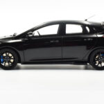 Ford Focus RS Mk3 Must Otto 1:18 - image 3 of 8
