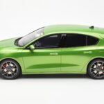 Ford Focus Mk5 ST Phase 2 Mean Roheline Otto 1:18 - image 3 of 6