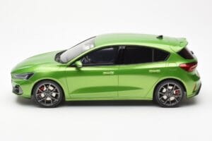 Ford Focus Mk5 ST Phase 2 Mean Roheline Otto 1:18 OT450 Vaik - pilt 3/6