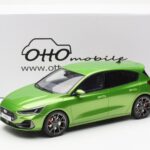 Ford Focus Mk5 ST Phase 2 Mean Roheline Otto 1:18 - image 6 of 6