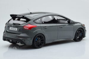 Ford Focus RS Mk3 Stealth Hall Otto 1:18 OT779 Vaik - pilt 2/6