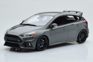Ford Focus RS Mk3 Stealth Hall Otto 1:18