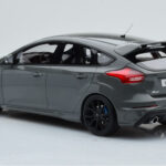 Ford Focus RS Mk3 Stealth Hall Otto 1:18 - image 5 of 6