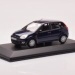 Ford Fusion Sinine Minichamps 1:43 - image 2 of 4
