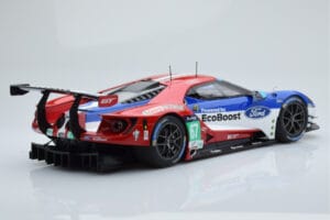 Ford GT Chip Ganassi Racing UK #67 M. Franchitti / A. Priaulx / H. Tincknell 24 Hours of Le Mans 2016 Minichamps 1:18 1551686 - pilt 2/6