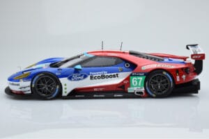 Ford GT Chip Ganassi Racing UK #67 M. Franchitti / A. Priaulx / H. Tincknell 24 Hours of Le Mans 2016 Minichamps 1:18 1551686 - pilt 3/6