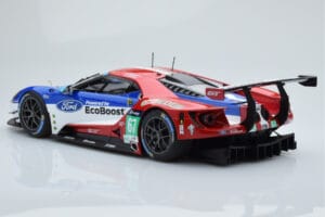 Ford GT Chip Ganassi Racing UK #67 M. Franchitti / A. Priaulx / H. Tincknell 24 Hours of Le Mans 2016 Minichamps 1:18 1551686 - pilt 5/6