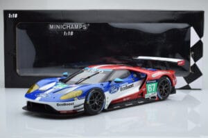 Ford GT Chip Ganassi Racing UK #67 M. Franchitti / A. Priaulx / H. Tincknell 24 Hours of Le Mans 2016 Minichamps 1:18 1551686 - pilt 6/6