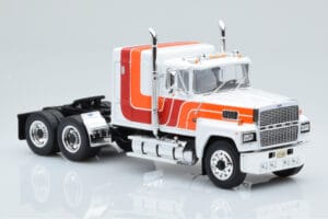 Ford LTL 9000 Valge Punane Oranž IXO 1:43 TR094 Metall - pilt 3/5