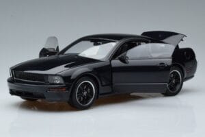 Ford Mustang GT S197 Bullitt AUTOart 1:18 73067 Metall - pilt 2/7