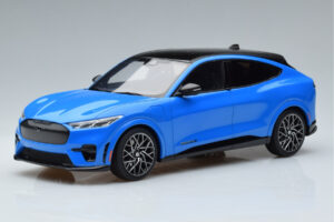 Ford Mustang Mach-E GT Performance Sinine Otto 1:18 OT414 Vaik