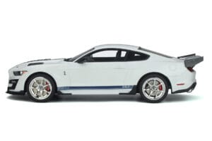 Ford Mustang Shelby GT500 S550 Dragon Snake Valge GT Spirit 1:18 GT306 Vaik - pilt 3/5