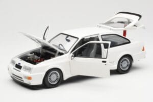Ford Sierra RS RHD Valge Minichamps 1:18 150084070 Metall - pilt 2/8
