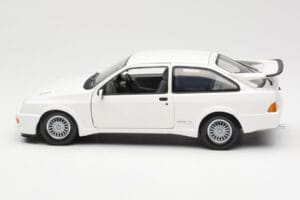 Ford Sierra RS RHD Valge Minichamps 1:18 150084070 Metall - pilt 4/8