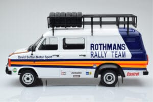 Ford Transit Mk2 Van Team Rothmans Rally Assistance IXO 1:18 18RMC057XE Metall - pilt 3/6