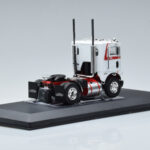 Freightliner COE Valge IXO 1:43 TR128 - image 2 of 6