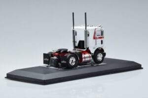 Freightliner COE Valge IXO 1:43 TR128 Metall - pilt 2/6