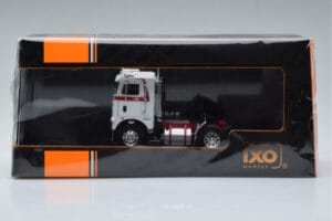 Freightliner COE Valge IXO 1:43 TR128 Metall - pilt 6/6