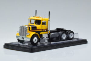 Freightliner FLC120 64T Kollane IXO 1:43 TR116