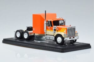 GMC General Oranž IXO 1:43 TR129 Metall - pilt 4/6