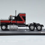 GMC General Punane Must IXO 1:43 TR102 - image 3 of 6